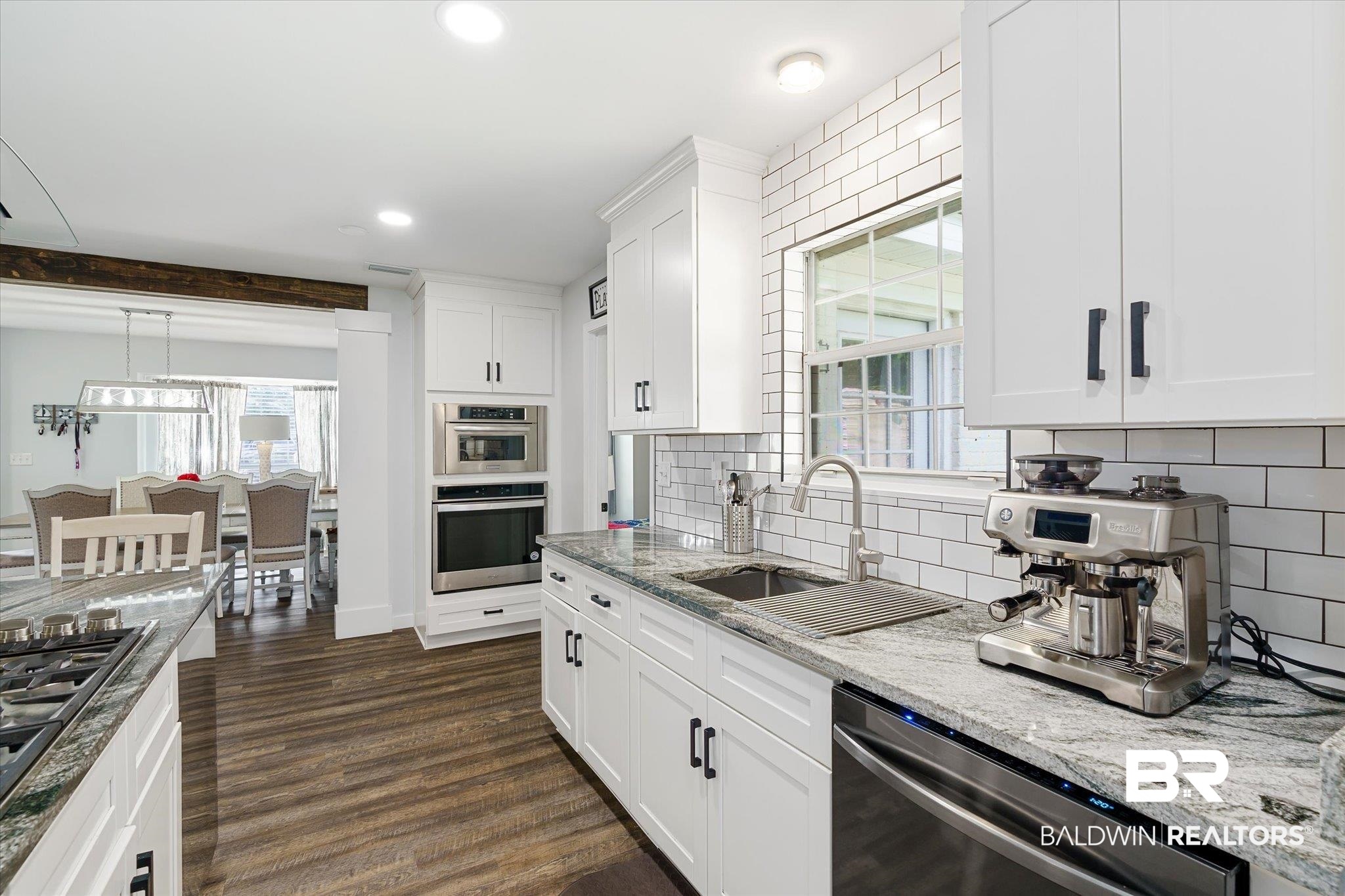 15 Magnolia Circle Foley, AL 36535 - Photo 10 of 31 Kitchen