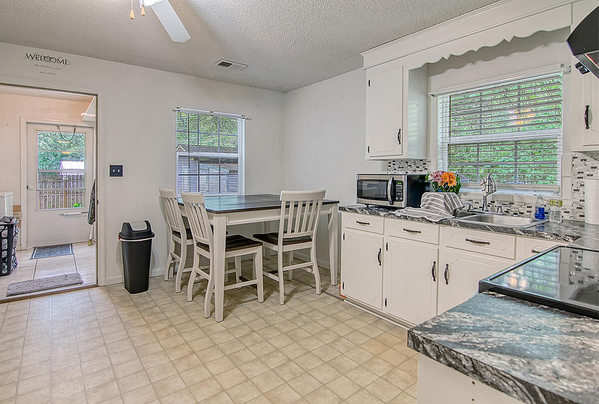 301 State Rd S-8-410 Moncks Corner, SC 29461 - Photo 13 of 32 CREM_301 Horseshoe Rd_030