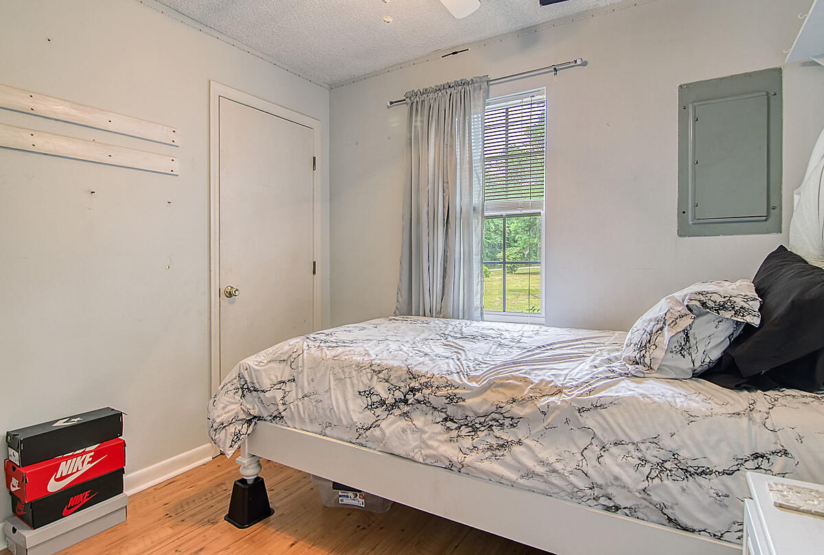 301 State Rd S-8-410 Moncks Corner, SC 29461 - Photo 15 of 32 CREM_301 Horseshoe Rd_017