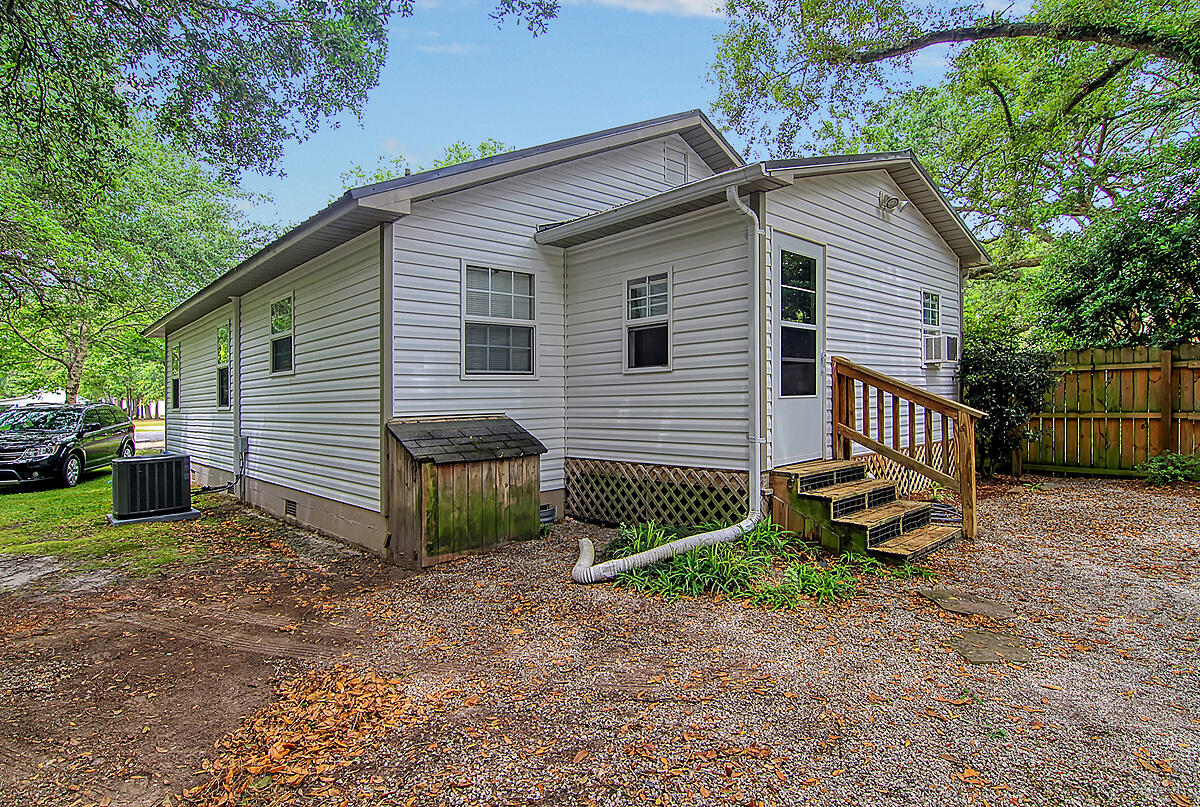301 State Rd S-8-410 Moncks Corner, SC 29461 - Photo 24 of 32 CREM_301 Horseshoe Rd_014