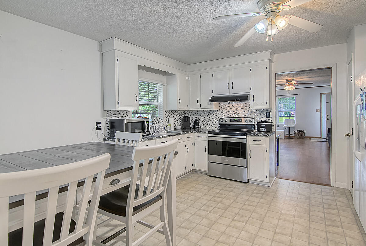 301 State Rd S-8-410 Moncks Corner, SC 29461 - Photo 8 of 32 CREM_301 Horseshoe Rd_026