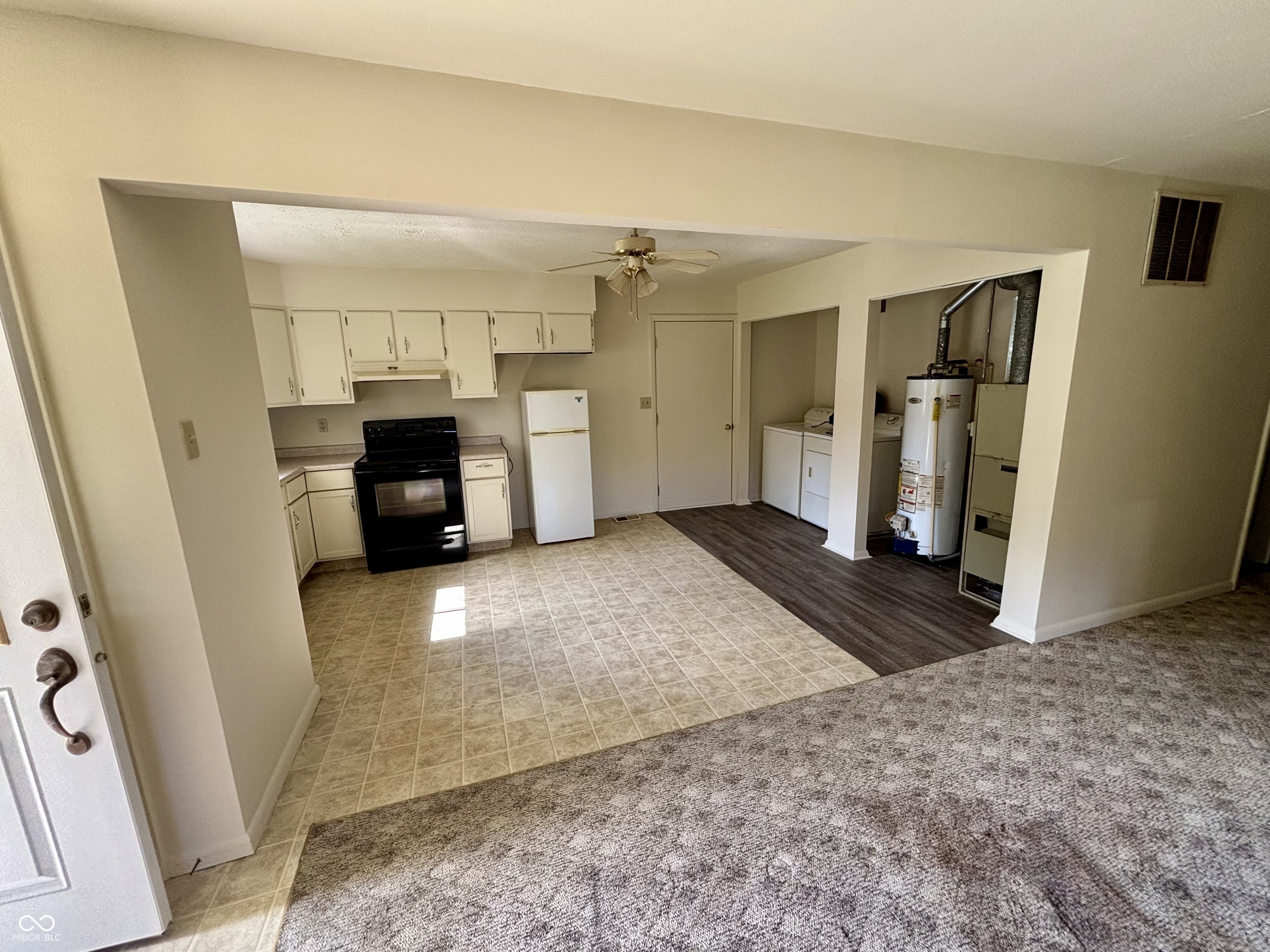 890 Rockville Road Greencastle, IN 46135 - Photo 3 of 15