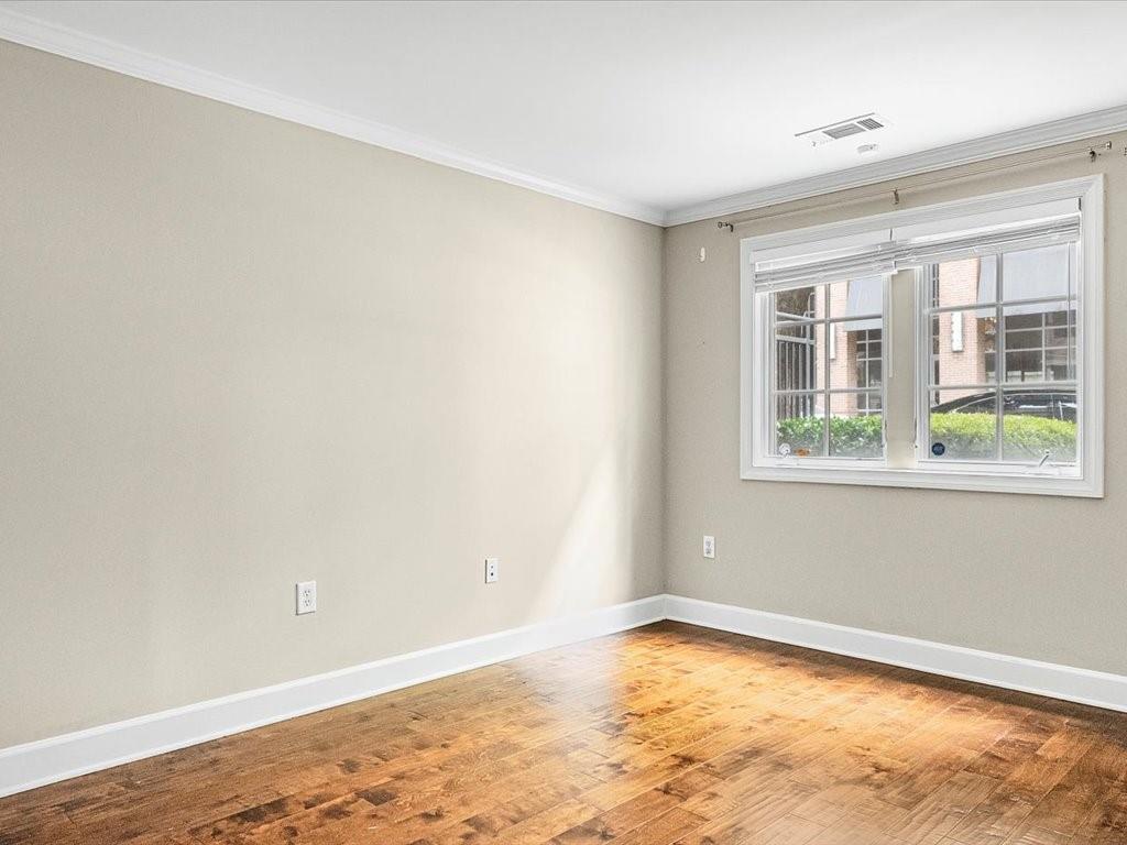 710 Cosmopolitan Drive Northeast, Unit 710 Atlanta, GA 30324 - Photo 29 of 35