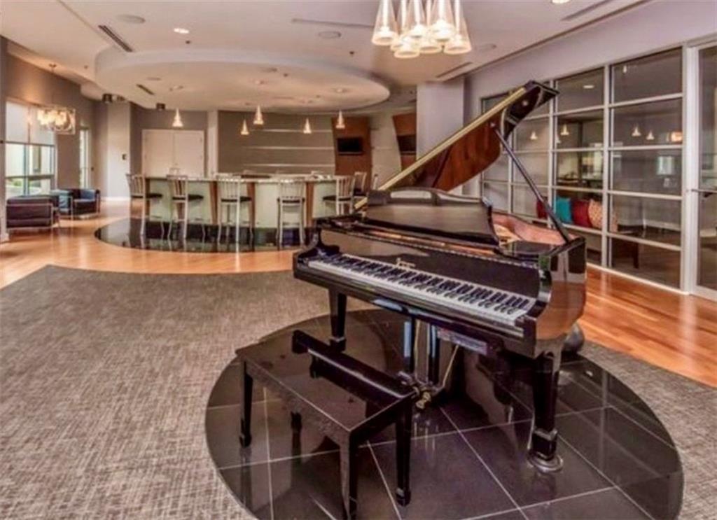 710 Cosmopolitan Drive Northeast, Unit 710 Atlanta, GA 30324 - Photo 34 of 35