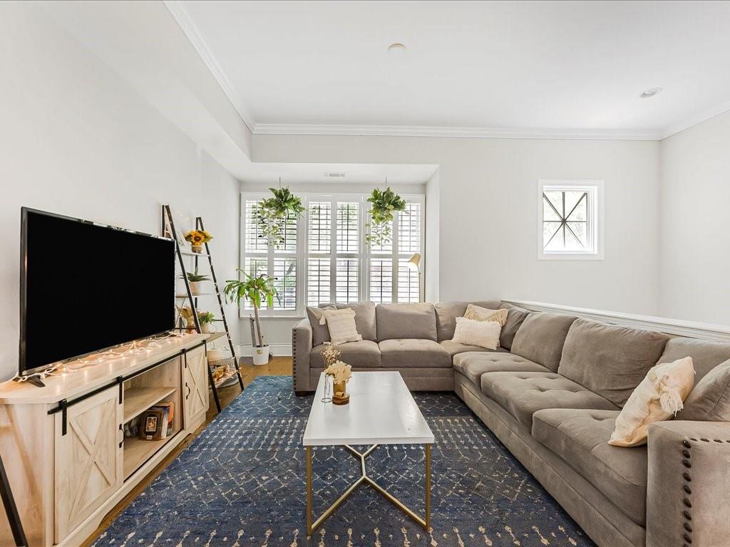 710 Cosmopolitan Drive Northeast, Unit 710 Atlanta, GA 30324 - Photo 7 of 35