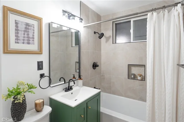 $930,000 | 218 South Muroc Place, Fullerton, CA 92833