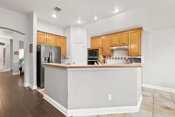 $399,900 | 2009 Lake Fork Court, Denton, TX 76210