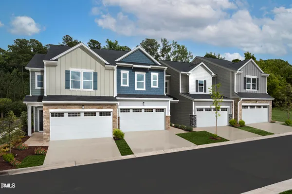 $2,700 | 105 Golden Gate Lane, Chapel Hill, NC 27516