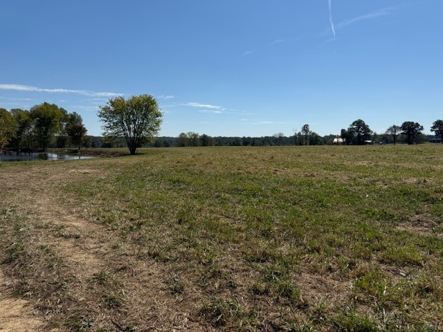 405 Smith Road Crossville, TN 38571 - Photo 4 of 28 a view of lake and mountain view