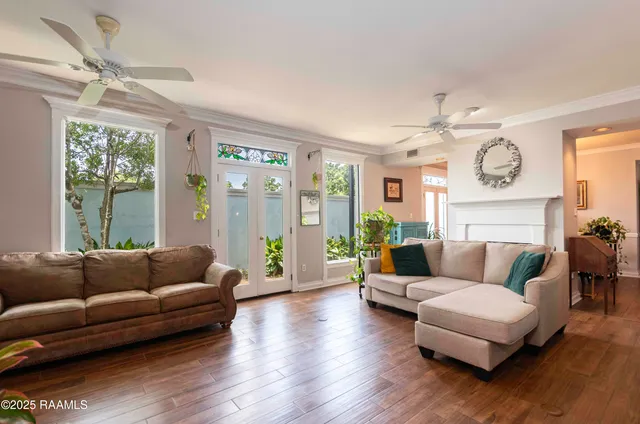 $263,500 | 211 Ursuline Street, Lafayette, LA 70506