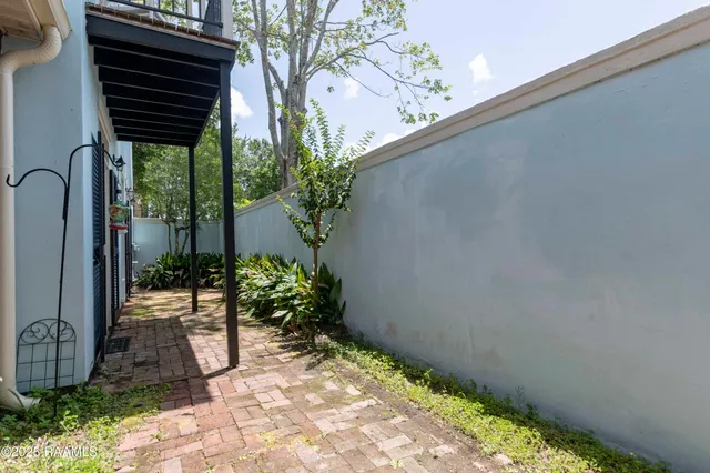 $263,500 | 211 Ursuline Street, Lafayette, LA 70506