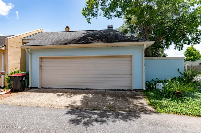 $263,500 | 211 Ursuline Street, Lafayette, LA 70506