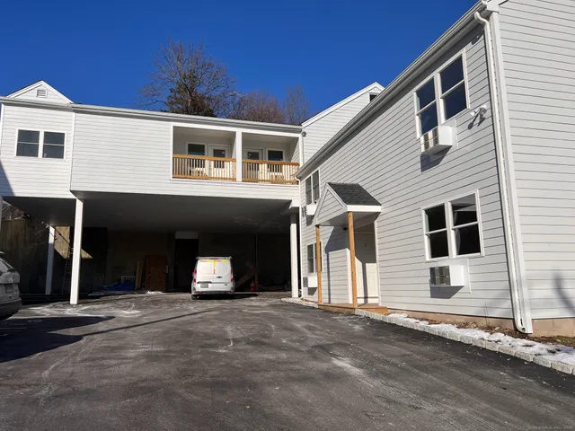 $2,700 | 9 Hamilton Avenue, Unit 4 | South Norwalk