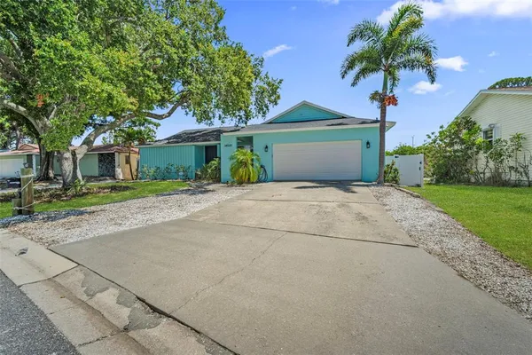 $779,000 | 14030 79th Avenue, Seminole, FL 33776