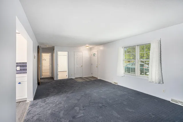 $224,900 | 1000 West Villas Drive, Vicksburg, MI 49097