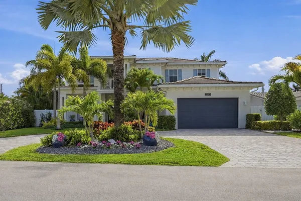 $2,499,000 | 2840 Northeast 22nd Avenue, Lighthouse Point, FL 33064
