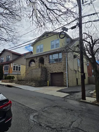 $2,500 | 1205 73rd Street, Unit 2, North Bergen, NJ 07047