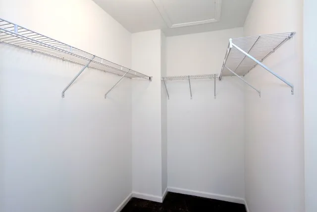 $3,250 | 202 Timberleaf Circle, Roselle, IL 60172