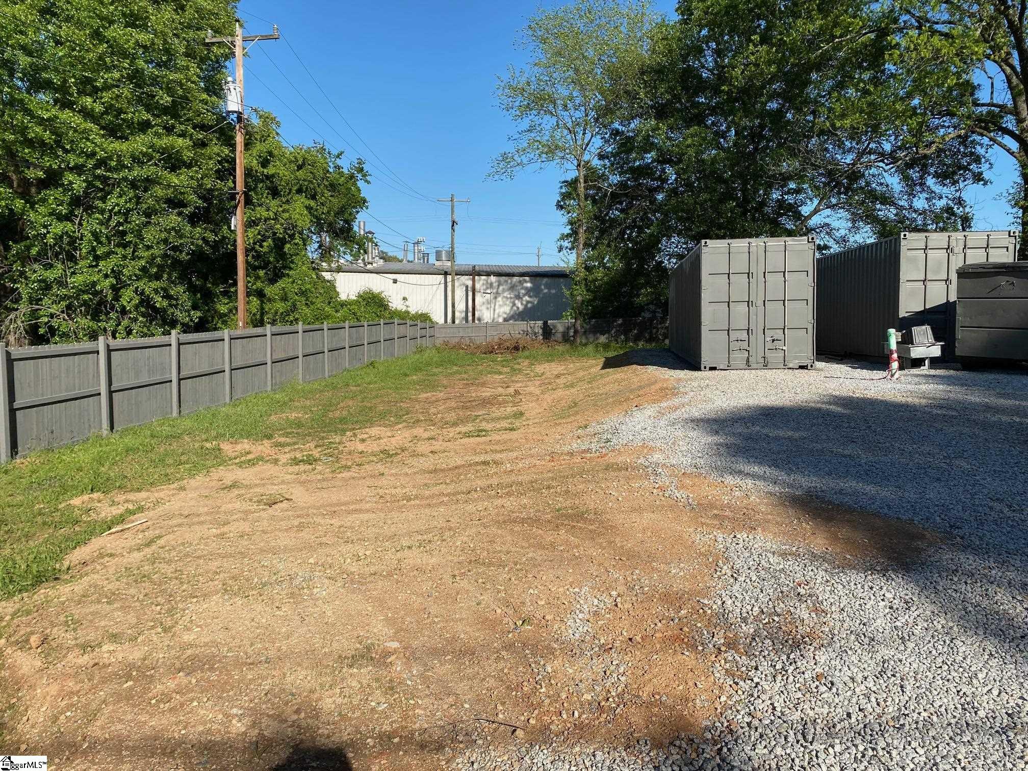 18 Baker Road Greenville, SC 29605 - Photo 3 of 8