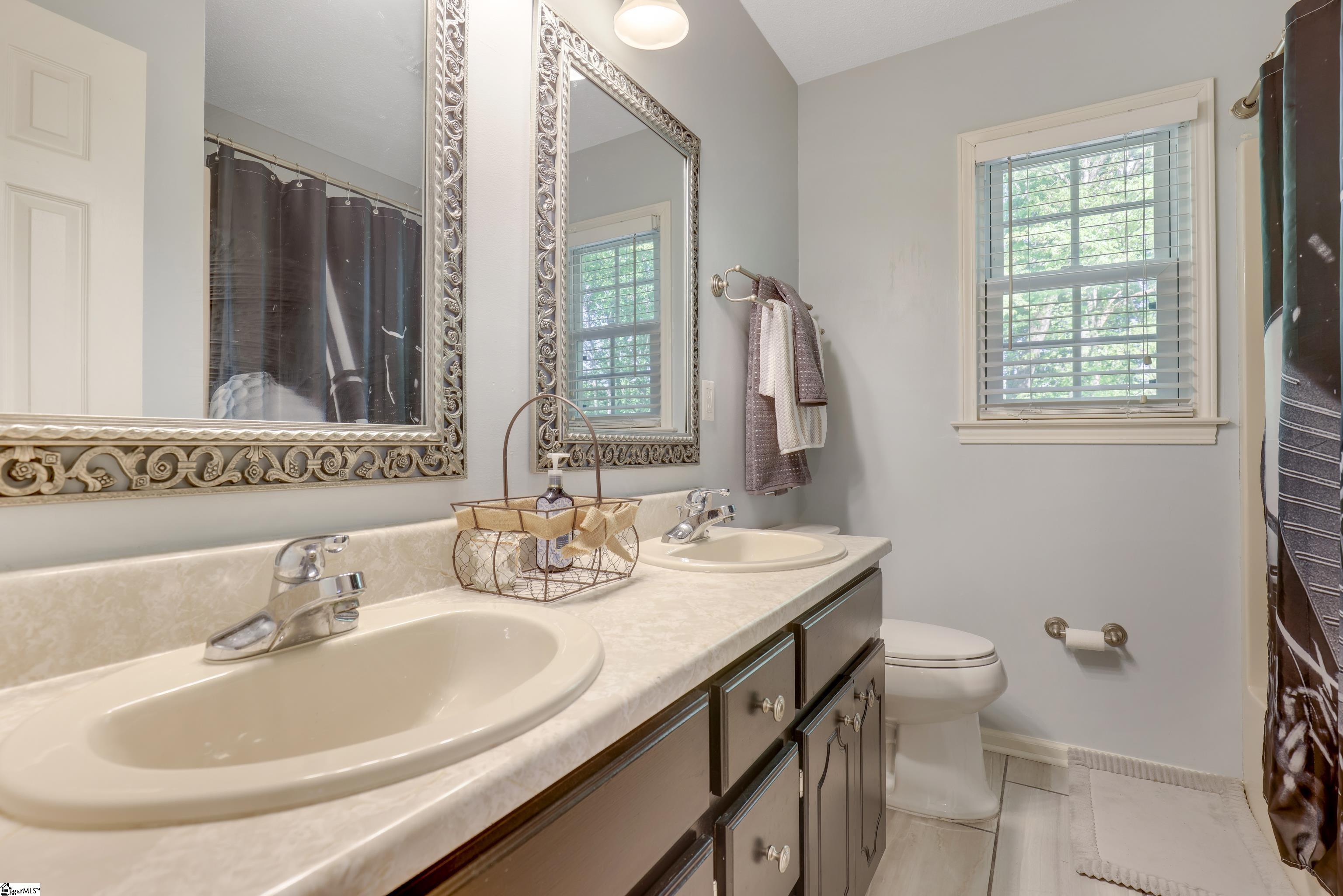 202 Kingston Road Greenwood, SC 29649 - Photo 17 of 26 Gallery Image 17