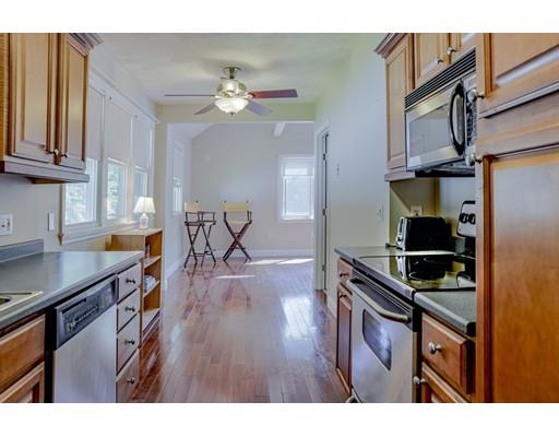 27 Rhodes Street Billerica, MA 01821 - Photo 11 of 30 Gallery Image 11