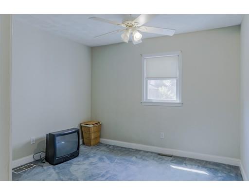 27 Rhodes Street Billerica, MA 01821 - Photo 12 of 30 Gallery Image 12
