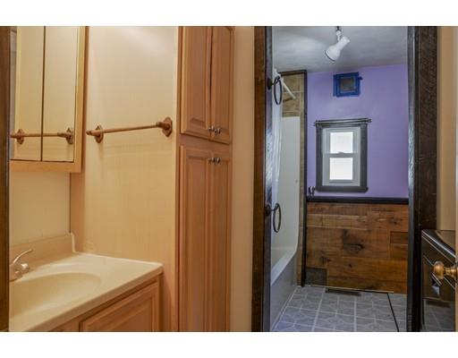 27 Rhodes Street Billerica, MA 01821 - Photo 13 of 30 Gallery Image 13