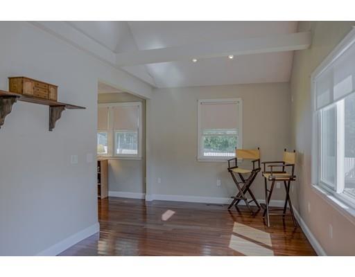 27 Rhodes Street Billerica, MA 01821 - Photo 6 of 30 Gallery Image 6