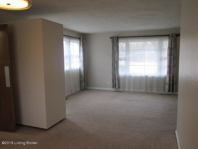 3100 Radiance Road Louisville, KY 40220 - Photo 12 of 25 IMG_3646