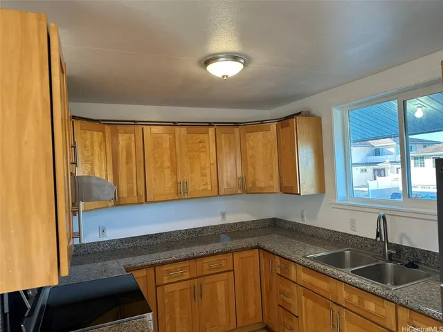 $2,920 | 1017 Maluna Street, Unit 3, Honolulu, HI 96818