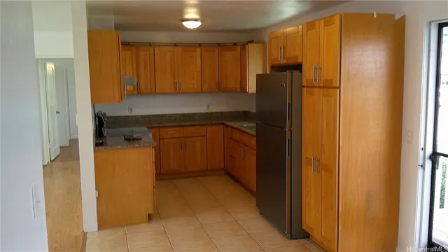 $2,920 | 1017 Maluna Street, Unit 3, Honolulu, HI 96818