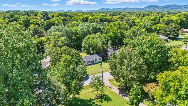 $609,000 | 535 Inwood Drive, Nashville, TN 37211