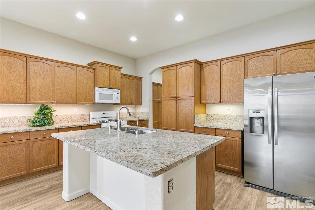 1325 Rouge River Road Fernley, NV 89408 - Photo 17 of 38 Photo 17