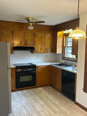 $2,200 | 7744 Rosin Drive, North Charleston, SC 29418