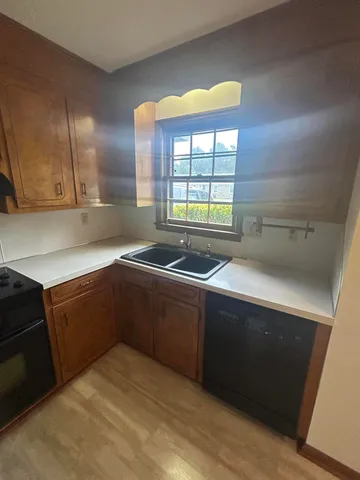 $2,200 | 7744 Rosin Drive, North Charleston, SC 29418