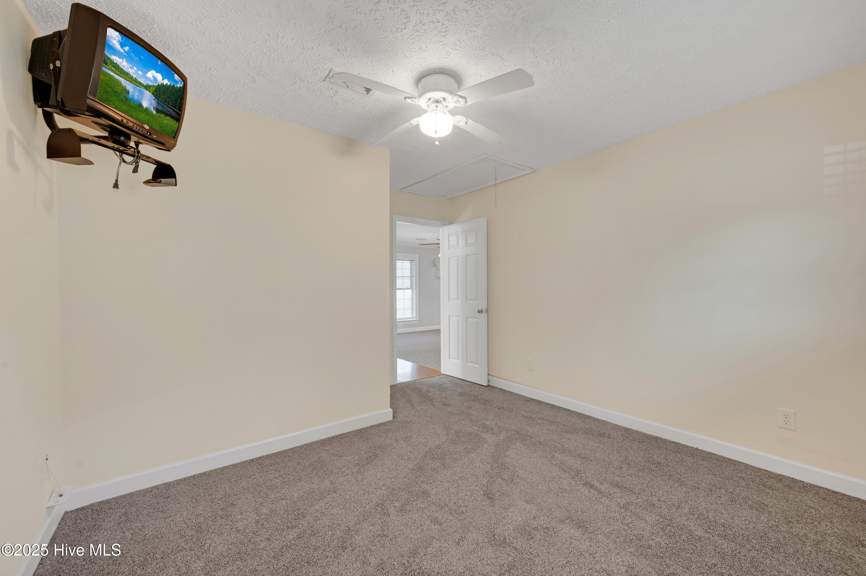 79 Ridgecrest Drive Chocowinity, NC 27817 - Photo 15 of 45 79 Ridgecrest Drive-44