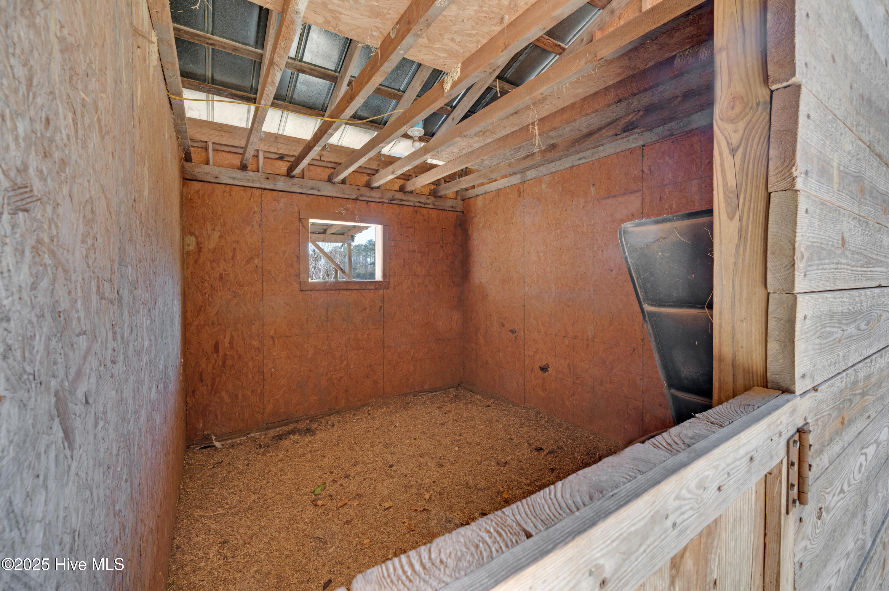 79 Ridgecrest Drive Chocowinity, NC 27817 - Photo 34 of 45 79 Ridgecrest Drive-5