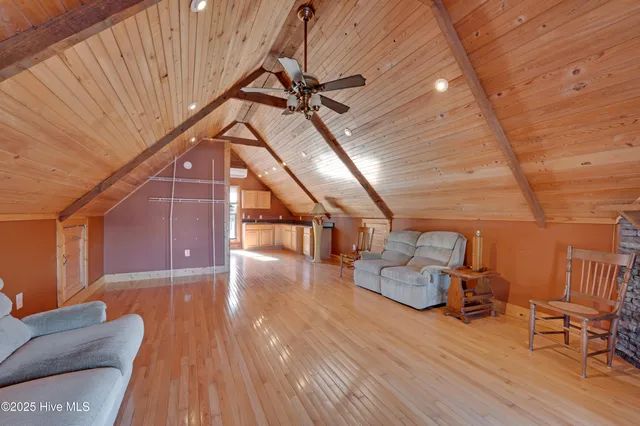 $649,900 | 79 Ridgecrest Drive, Chocowinity, NC 27817