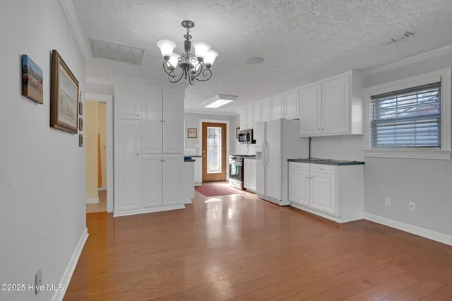 $649,900 | 79 Ridgecrest Drive, Chocowinity, NC 27817