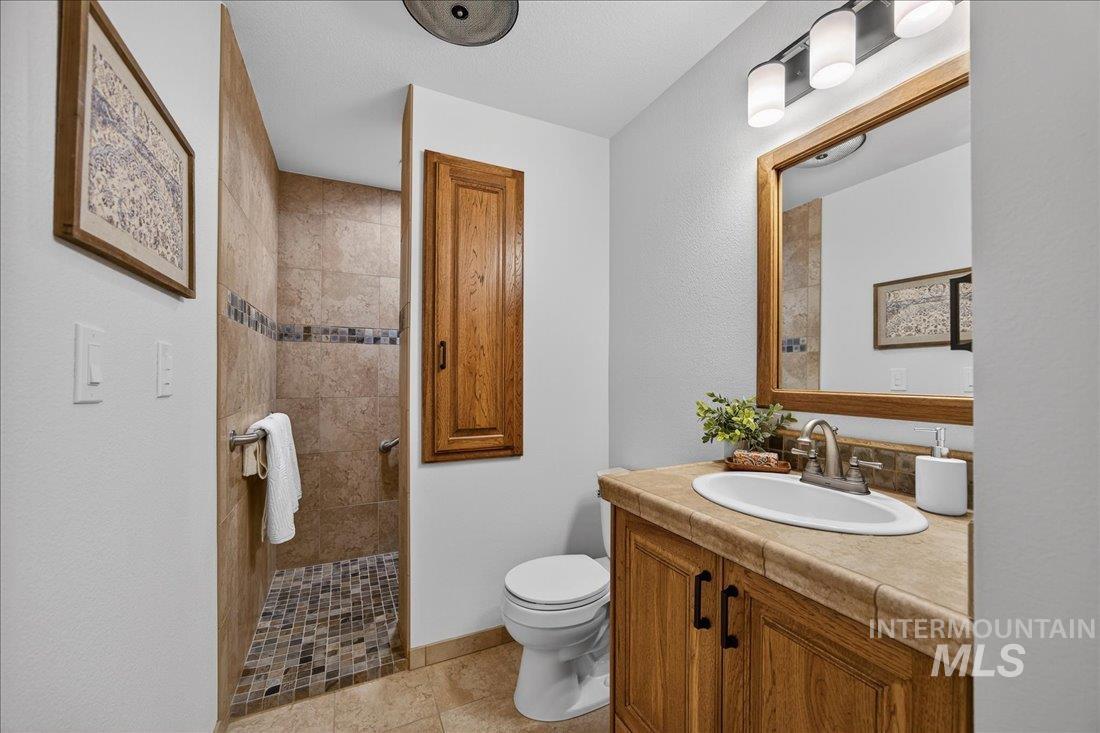 1549 Lenz Lane Boise, ID 83712 - Photo 20 of 50