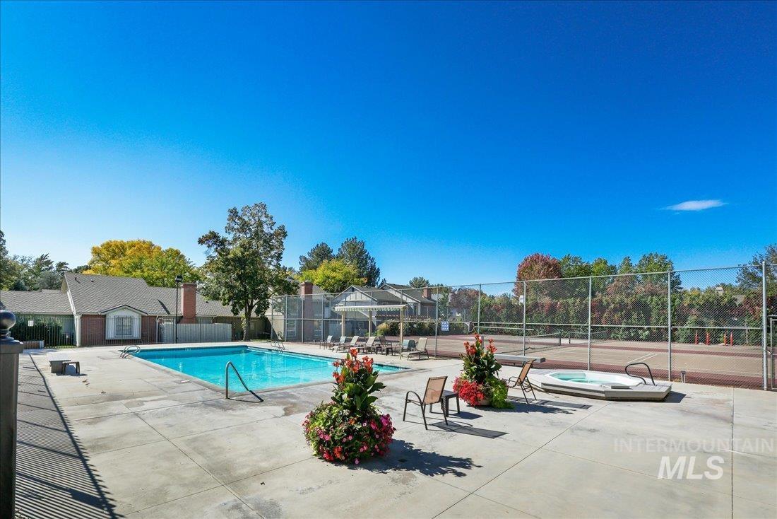 1549 Lenz Lane Boise, ID 83712 - Photo 27 of 50