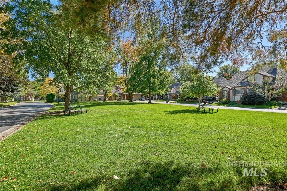 1549 Lenz Lane Boise, ID 83712 - Photo 42 of 50