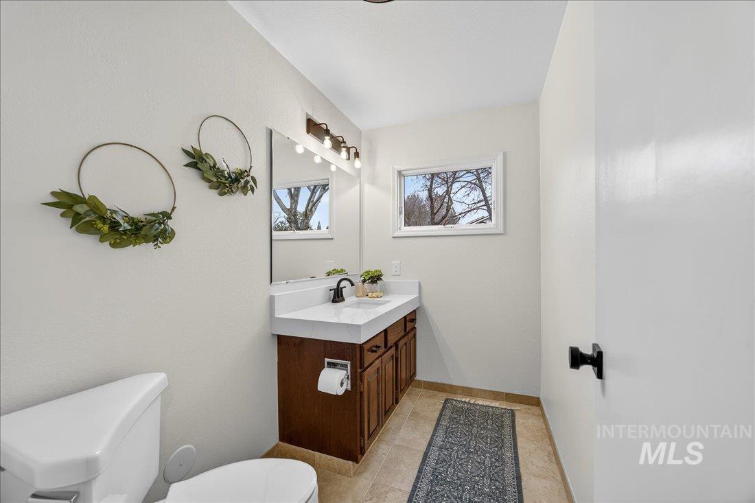 1549 Lenz Lane Boise, ID 83712 - Photo 10 of 50