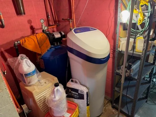 $400,000 | 8148 East Spaulding Road, South Range, WI 54874