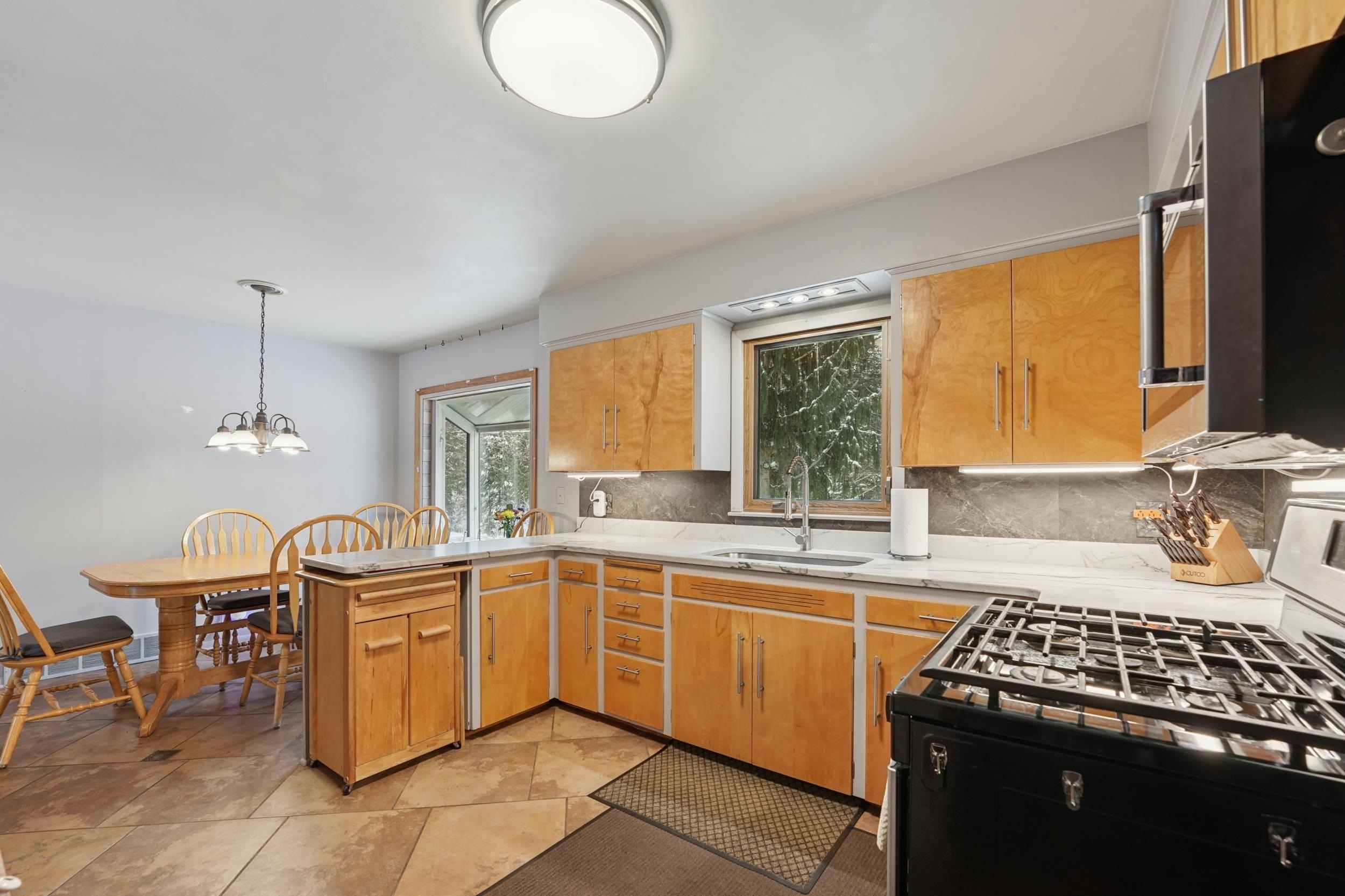 8148 East Spaulding Road South Range, WI 54874 - Photo 5 of 39