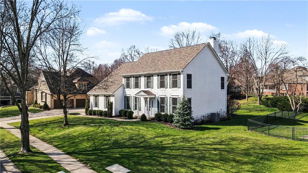 12420 Sagamore Road Leawood, KS 66209 - Photo 2 of 17