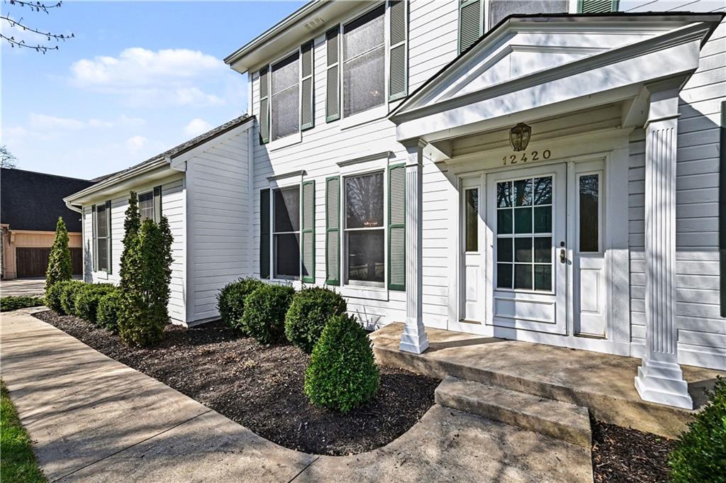 12420 Sagamore Road Leawood, KS 66209 - Photo 4 of 17