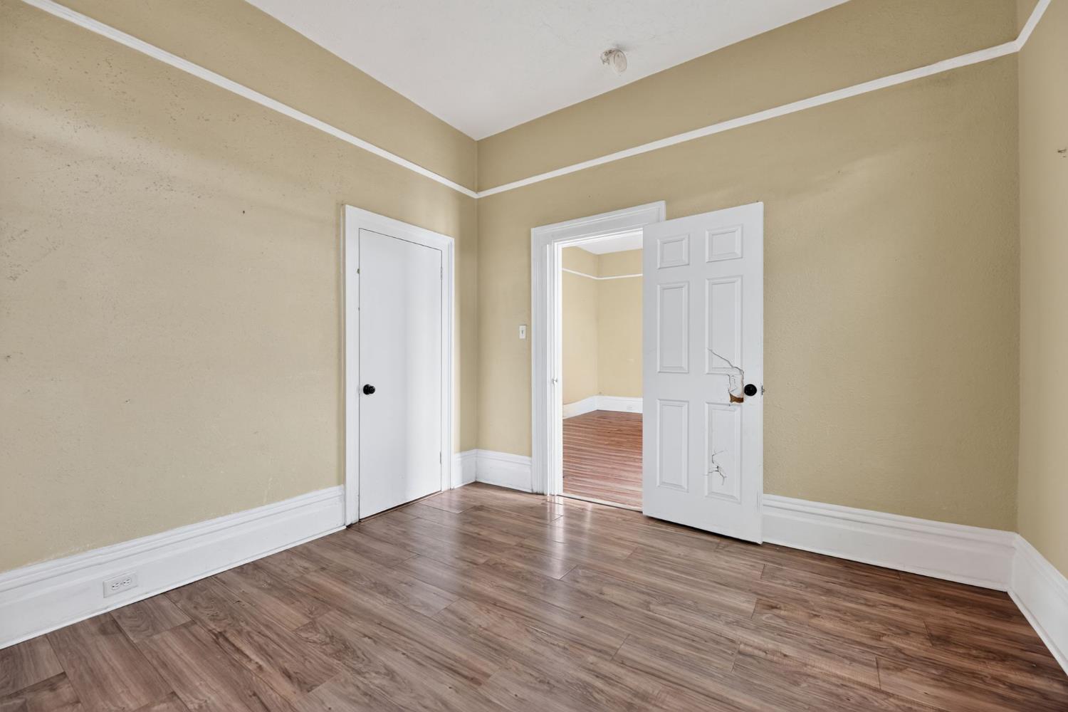 881 21st Street Oakland, CA 94607 - Photo 14 of 37