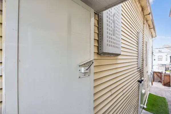 $534,900 | 881 21st Street, Oakland, CA 94607