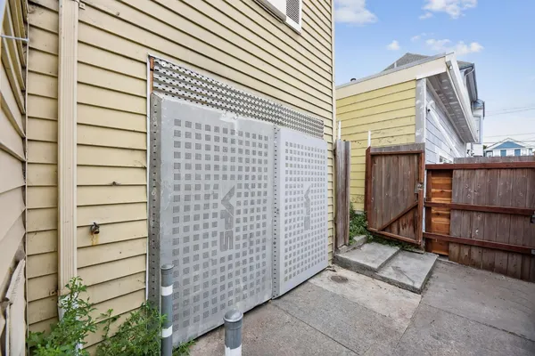 $534,900 | 881 21st Street, Oakland, CA 94607